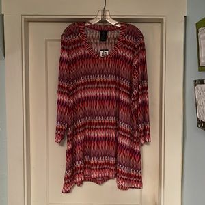 Premise Zig-Zag Design Multi-Colored Tunic with 3/4 Sleeves and Handkerchief Hem